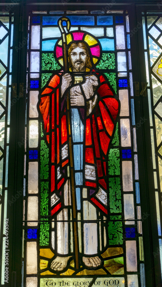 Obraz premium A colorful stained glass at an old church