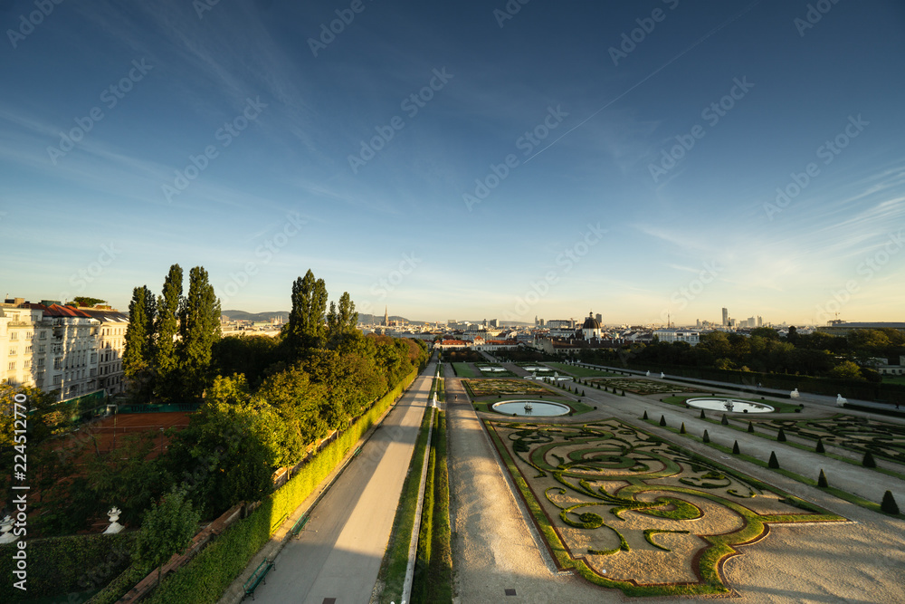 Schloss Belvedere Wien - Canaletto Blick Schloss Belvedere Wien - Canaletto Blick