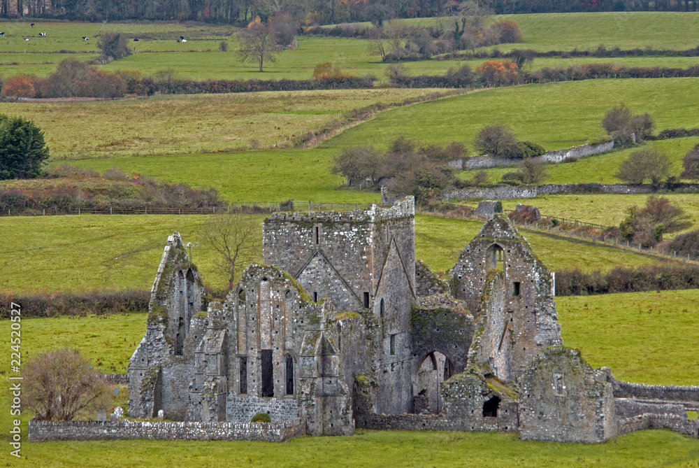 Old ruins , Eire