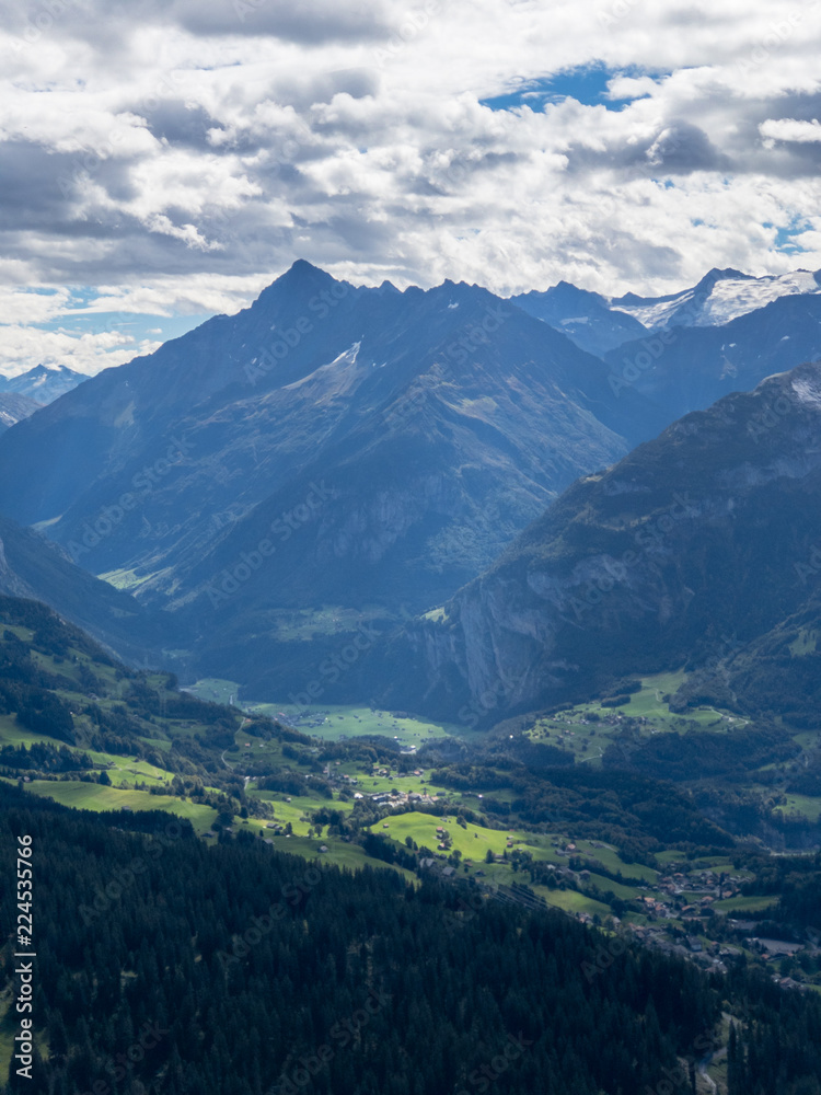 Ausblick vom Gibel ins Haslital, Berner Oberland