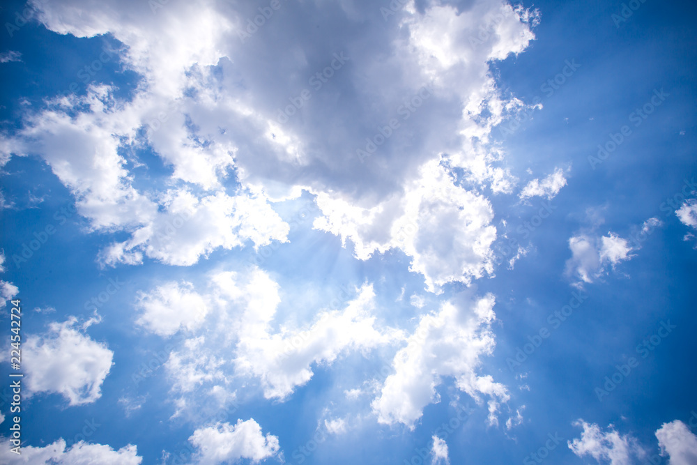 Obraz premium Beautiful Sky and Cloud for use wallpaper or background.blue sky background with tiny clouds.light clouds in the blue sky.