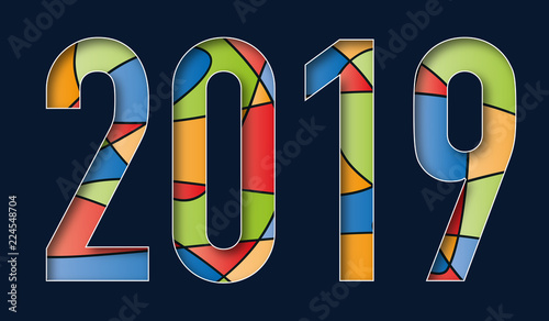 Carte de voeux 2019 avec une multitude de couleurs sur un fond noir, façon vitrail