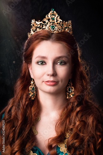 Girl at the image of Turkish sultan's wife