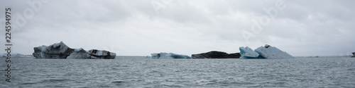 Eisberge zum Greifen nah: Gletscherlagunenfahrt Jökulsárlón mit dem Zodiac - Vatnajökull-Nationalpark, Island