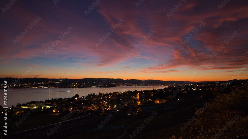 Sonnenuntergang am Zürisee (Zürichsee) Sonnenuntergang am Zürisee (Zürichsee)