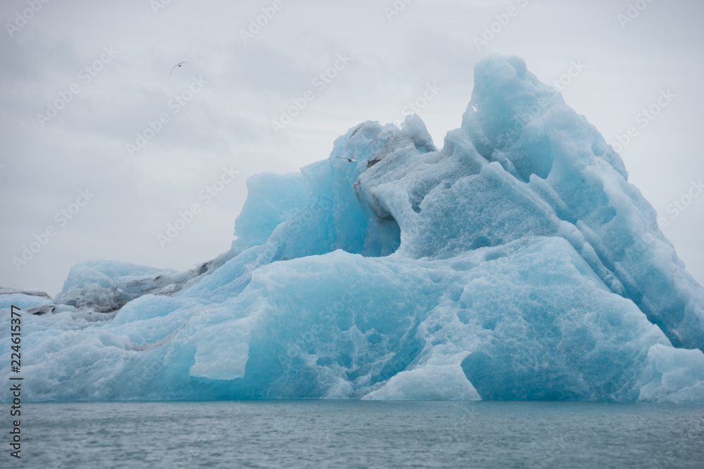 Eisberge zum Greifen nah: Gletscherlagunenfahrt Jökulsárlón mit dem Zodiac - Vatnajökull-Nationalpark, Island