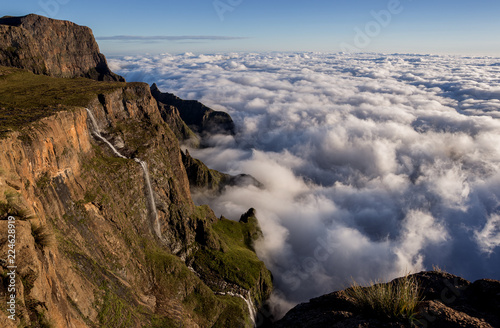 Fotografie landscape of Tugela falls taken from the top of the amphitheater