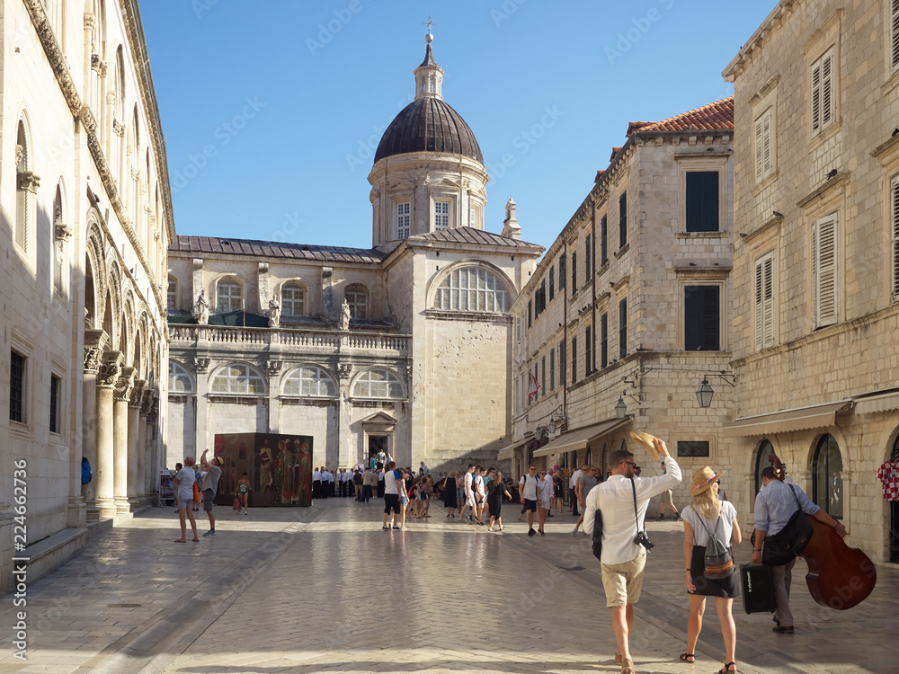 Obraz premium Dubrovnik, Croatia - July 05, 2018: View of Dubrovnik Old Town, Croatia