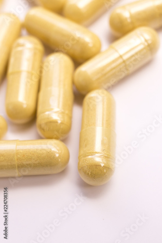 Vitamin mineral health supplements