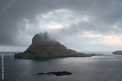 Färöer Inseln   Tindhólmur © Florian Gurtner