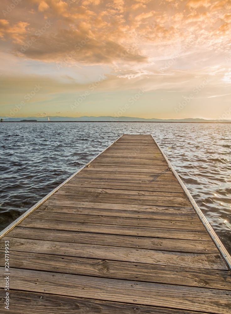 Fototapeta premium Wooden Harbor Eternity, sunset background