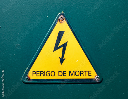 danger warning sign