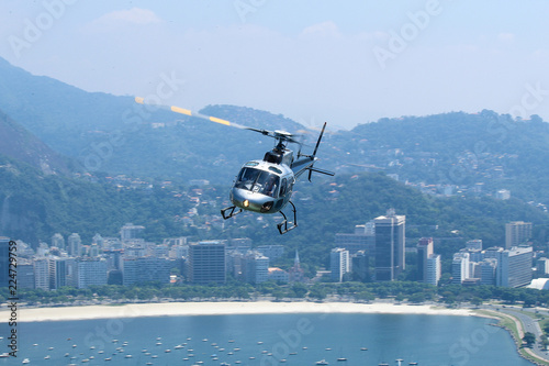 Pouso do helicoptero no morro da urca