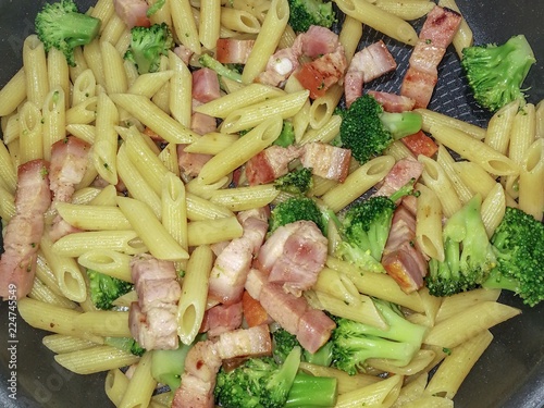 Pasta cooked with broccoli and bacon
