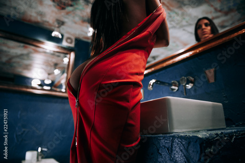 Fotografie Sexy girl in red dress