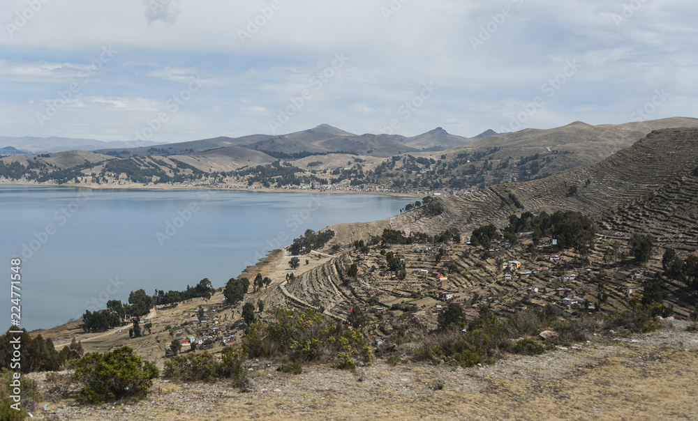 Along the road from San Pedro de Tiquina to Copacabana on the Titicaca lake, the largest highaltitude lake in the world (3808m) – Bolivia, South America 
