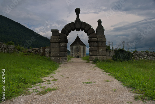 Path leading to Soteska Manor and Hudicev turn photo