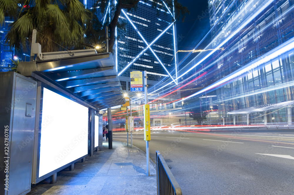 Obraz premium Empty Billboard at Night