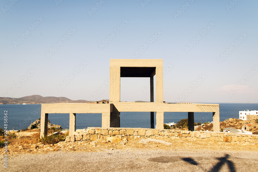 Φωτογραφία A view of a concrete house construction in the island of Patmos, Greece in summe