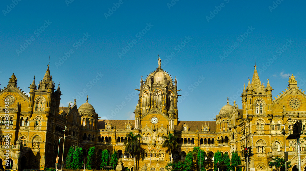 Fototapeta premium Chhatrapati Shivaji Maharaj Terminus (CSMT), formerly known as Victoria Terminus, is a historic railway station and a UNESCO World Heritage Site in Mumbai, Maharashtra, India which serves as the headq