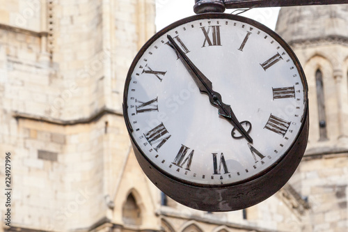 Alte Uhr am Minster in York, England