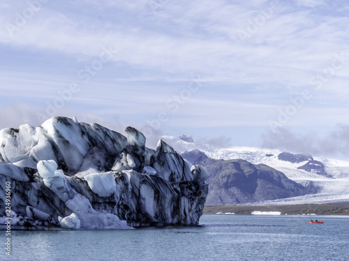 Obraz na płótnie Scenic view of Jokulsarlon Glacier Lagoon in Iceland w salonie
