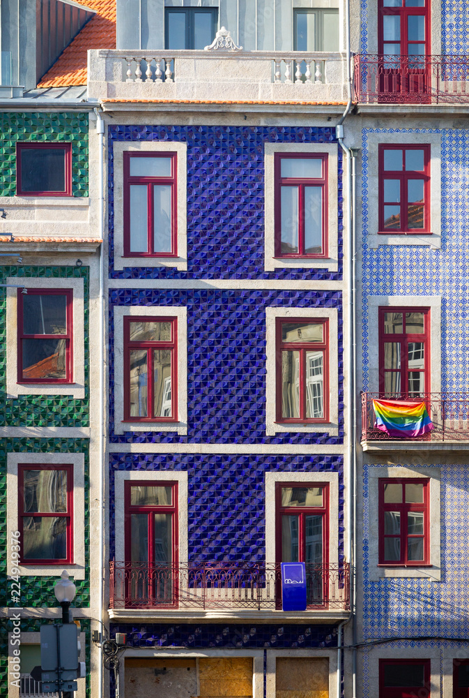 Obraz premium LGBT Flag Hangs on Balcony