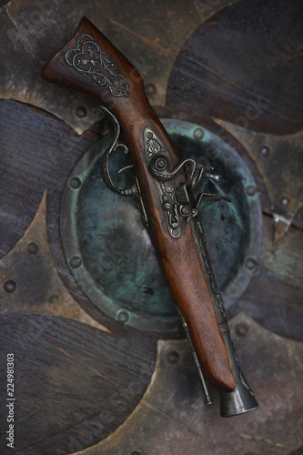 Historic Pistol - Wooden Grip