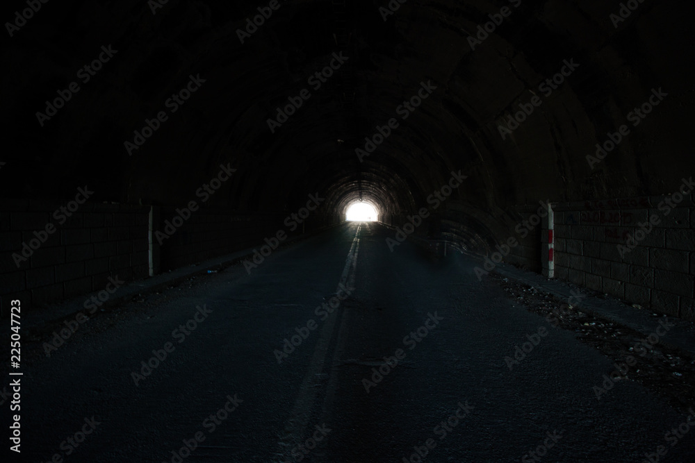 Obraz premium The light at the end of the tunnel