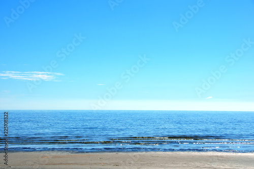 Fototapeta Naklejka Na Ścianę i Meble -  Blue clean sea.