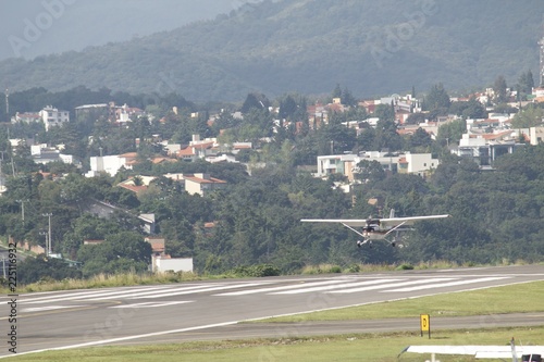 Cuadro en lienzo Cessna 172 Landing