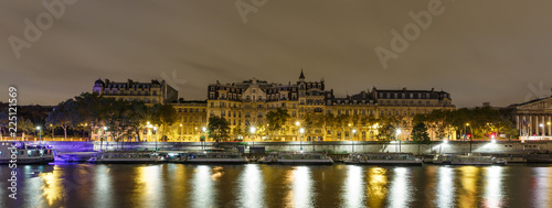 Night panorama of the Paris embankment
