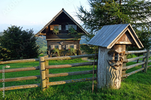 Traditionelles Blockhaus in Österreich Magdalensberg photo