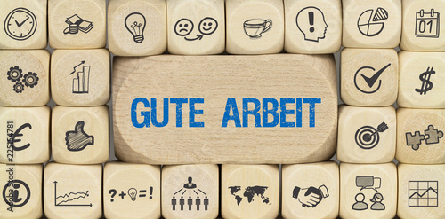 Gute Arbeit / Würfel mit Symbole