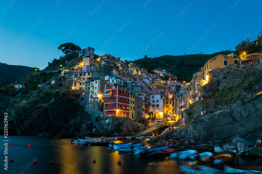 Riomaggiore Cinque Terre village de nuit