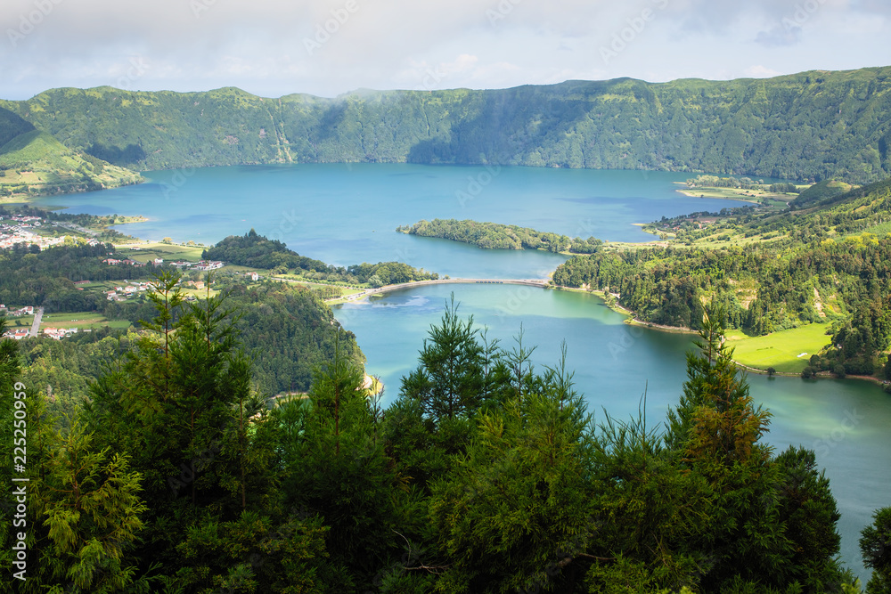 Lagoa Verde and Lagoa Azul, lakes in Sete Cidades volcanic craters on San Miguel island, Azores, Portugal. .