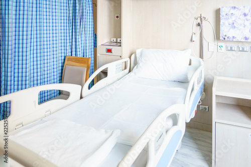 Hospital room with beds and comfortable medical equipped in a modern hospital © navintar