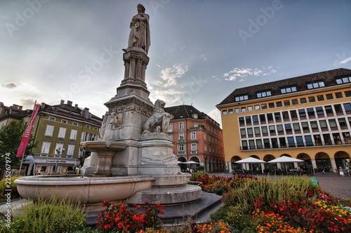 Bolzano, Piazza Walther photo