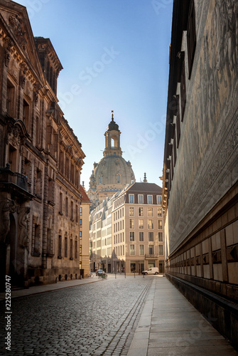 Dresden old town © adisa