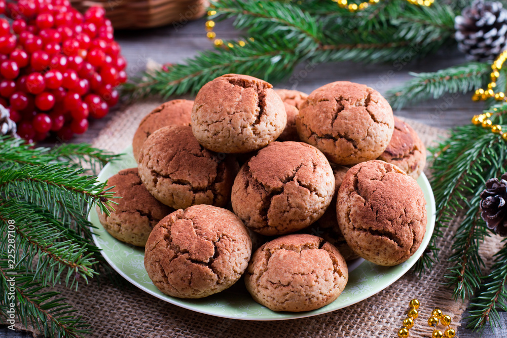 Chocolate cookies. Cookie with cracks. Christmas chocolate cookies. Christmas biscuits. Chocolate cookies with cracks. Chocolate cookies. Cookie with cracks. Christmas chocolate cookies. Christmas biscuits. Chocolate cookies with cracks.