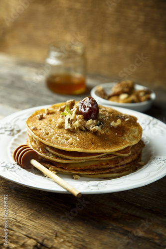 Pancakes with dates