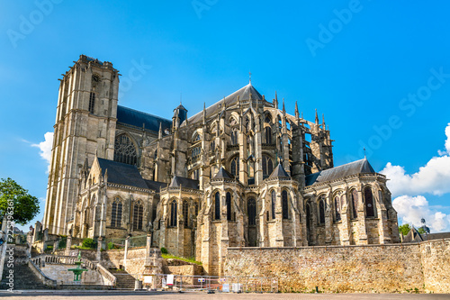Fototapeta Naklejka Na Ścianę i Meble -  Saint Julien Cathedral of Le Mans in France