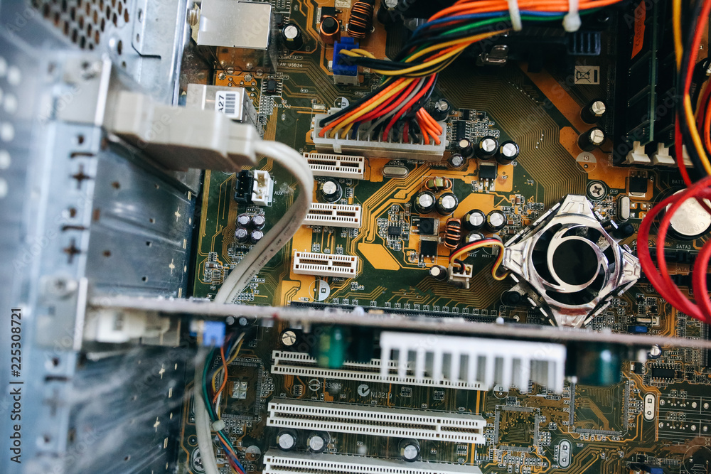 Как снять видеокарту с материнской платы компьютера. Old PC videocards.