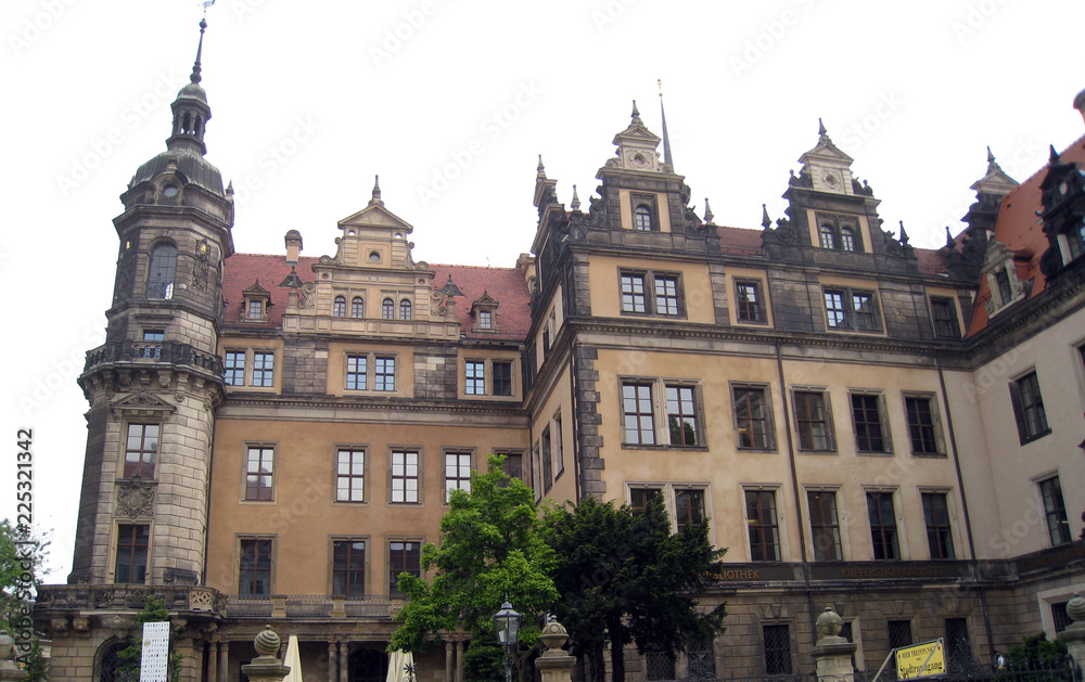 Fototapeta premium old building in Dresden