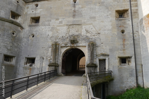 Schlossportal Hauptzugang Schloss Hellenstein