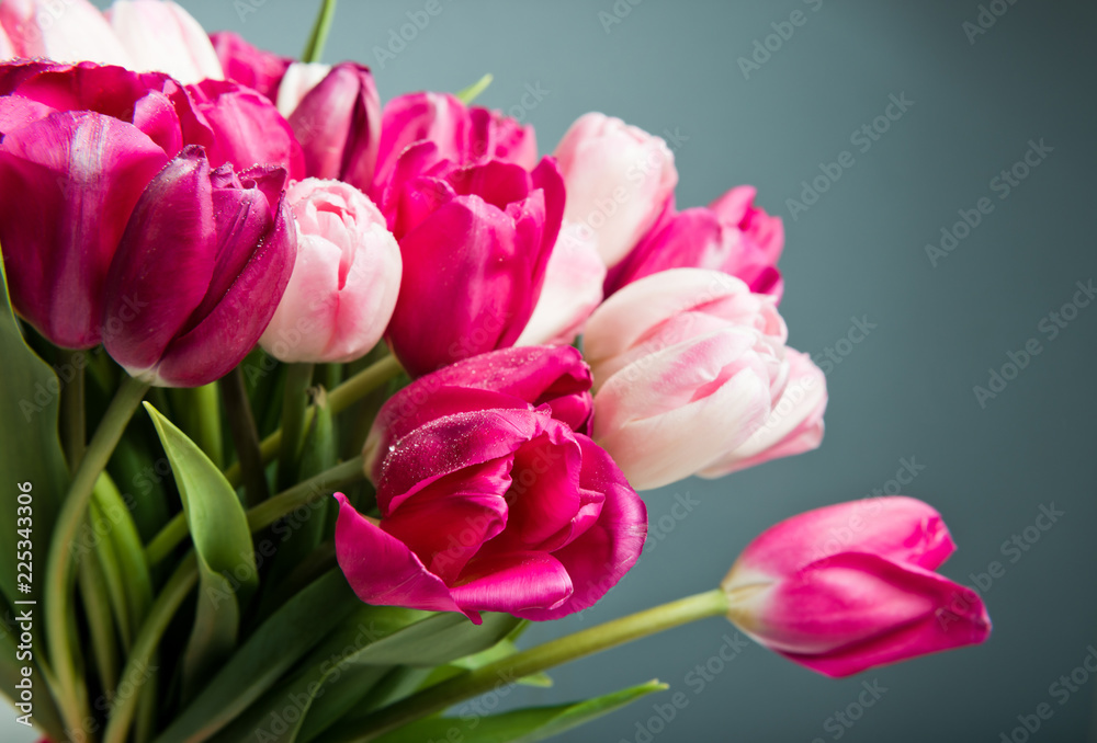 Fototapeta premium bouquet of pink tulips