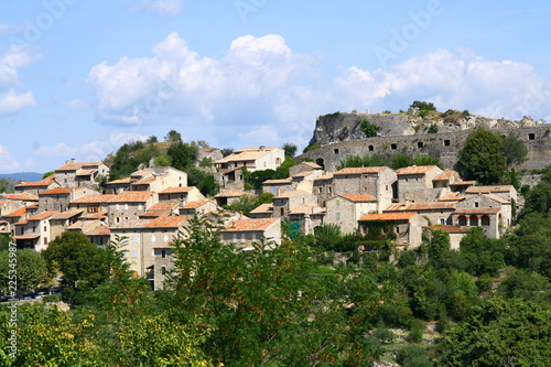 Banne, village en Ardèche