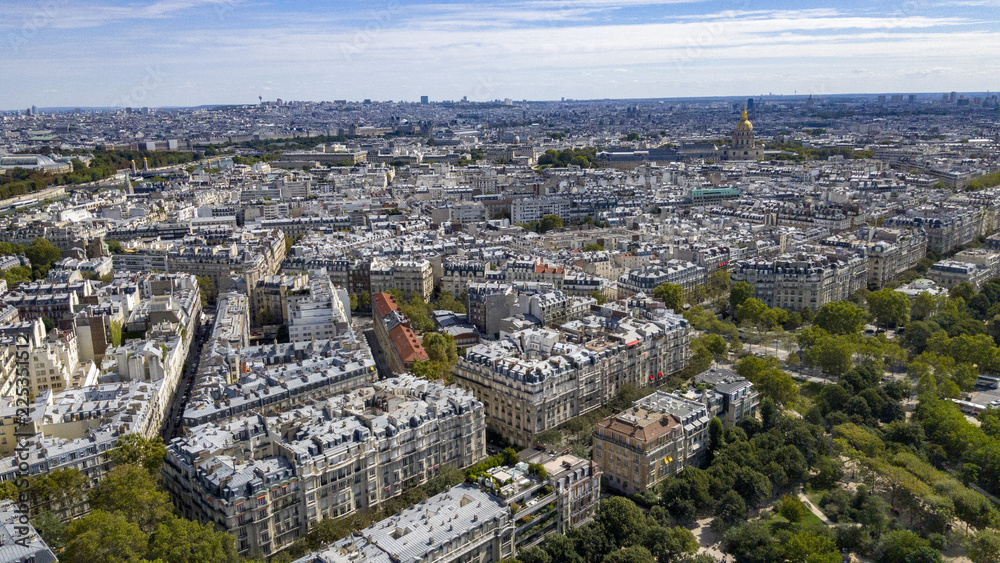 Toits de Paris vus depuis la Tour-Eiffel