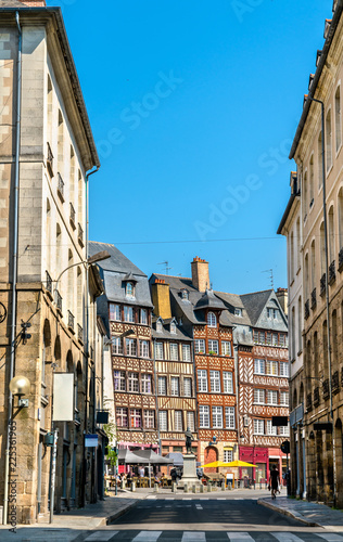 Fototapeta Naklejka Na Ścianę i Meble -  Typical french buildings in the city of Rennes