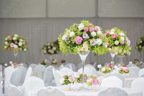 wedding table with flowers 